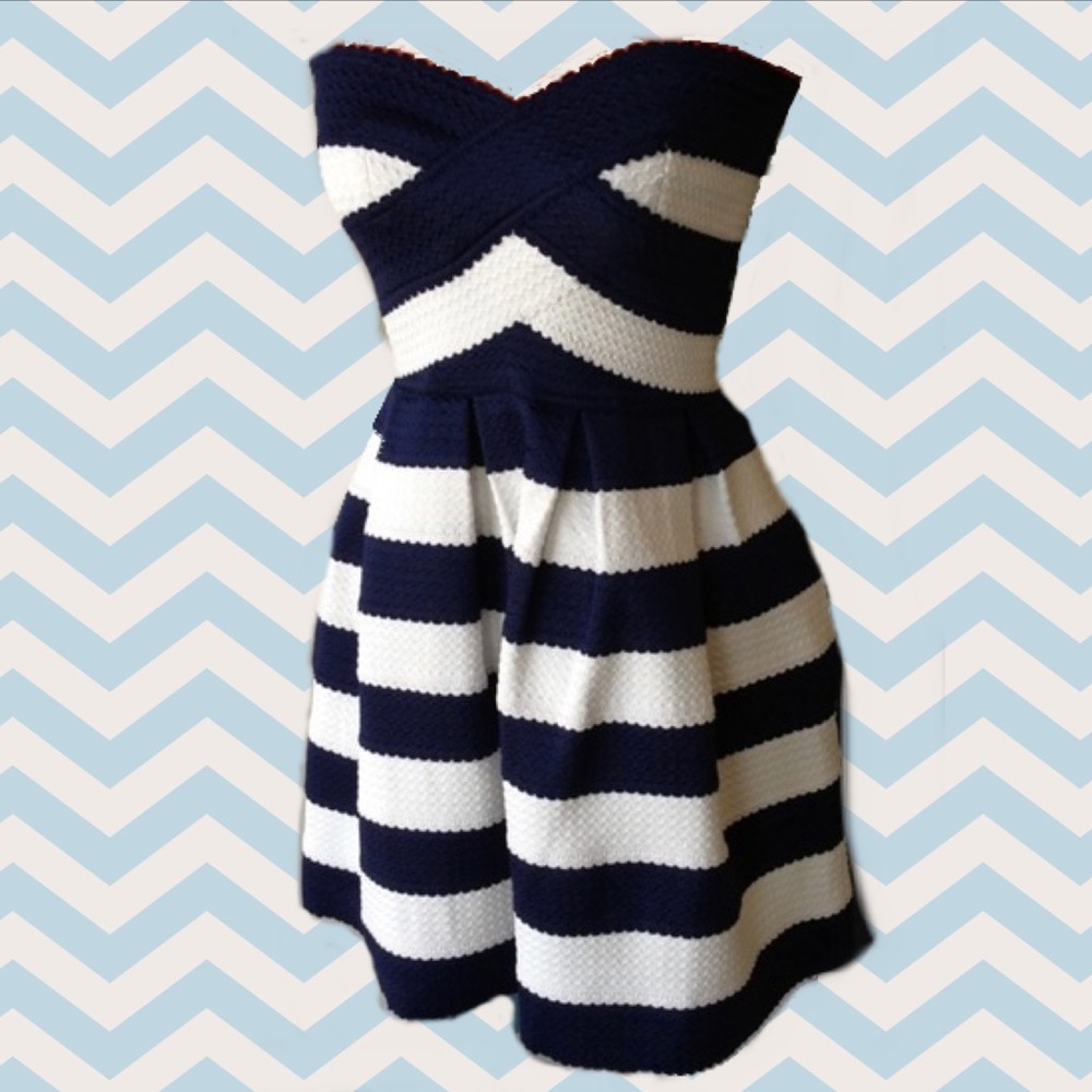 ⚓️ Sans Souci Navy & White Banded Dress ⚓️